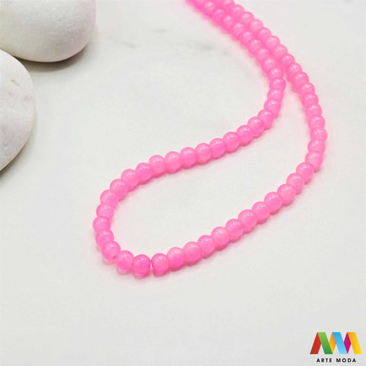 stakleni niz staklo perle zrna zrno staklena perla okrugle okrugla Staklene okrugle perle koje služe za nizanje i izradu nakita poput narukvica i ogrlica te torbica i ostalih modnih dodataka