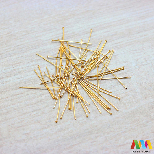 čavlići za viseće privjeske perle čavao naušnice narukvica ogrlica čelik repromaterijal čelični nehrđajući viseći privjesak kuka kuglica izrada pribor nakit inox spojni elementi baza element za stvaranje unikatnih visećih privjesaka i ukrasa čavlići od visokokvalitetnog nehrđajućeg čelika izradu naušnica ogrlica narukvica i krunica jednostavno nanižete perle i stvorite privlačne dugotrajne viseće elemente Otporni na koroziju i hipoalergeni idealni su za sve vaše kreativne projekte arte moda repromaterijal