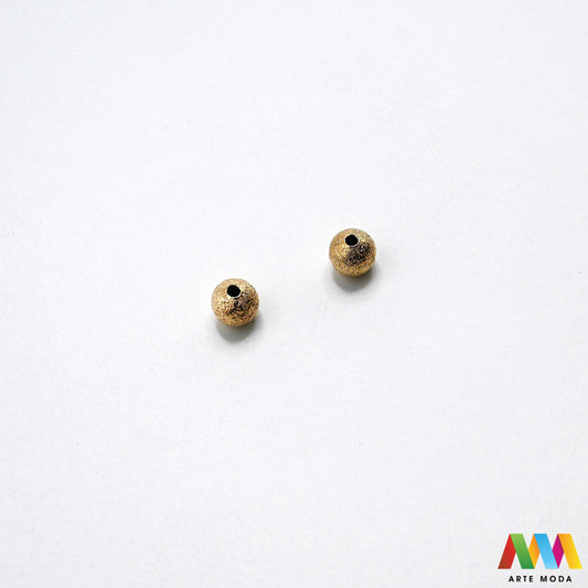 nakit matirane teksturom pijeska hrapave matirano tekstura sjajne hrapavo DIY srebrno pjeskareno zlatno čaroliju teksture Metalne pjeskarene perle pružaju vašem nakitu prepoznatljiv stardust efekt matirane kuglice s hrapavom površinom idealne postizanje luksuznog izgleda vašim uradi sam projektima Savršeno se slažu s biserima kristalima prirodnim kamenom dajući svakoj narukvici ogrlici unikatan karakter Unesite zvjezdani sjaj u svoje kreacije uz naše kvalitetne pjeskarene elemente arte moda repromaterijal