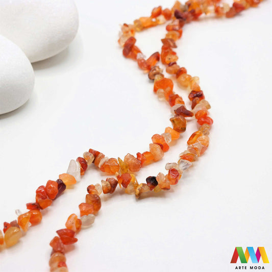 poludragi kamen čips kamenčići nakit diy ručni rad prirodni mineral kristal Karneol Mali komadići prirodnog kamena različitih boja i tekstura idealni za izradu nakita dekoracija i umjetničkih projekata U našoj ponudi pronaći ćete široki izbor čipsa od popularnih poludragih kamenja poput ahata tirkiza ametista i mnogih drugih