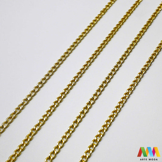 aluminijski lanac torbe ruksak nakit lagani izrada aluminij DIY materijal remen ogrlice narukvice karike ručke pribor komponente ukrasni repromaterijal Želite lagan i trendi materijal Aluminijski lanci savršeni su za vaše projekte Idealni su za izradu laganih remena za torbe ili statement nakita ogrlice narukvice Lakši su od klasičnih metala ne opterećuju i dolaze u raznim bojama i debljinama Lako ih je rezati i oblikovati laganu eleganciju za svoj uradi sam nakit i modne dodatke arte moda repromaterijal