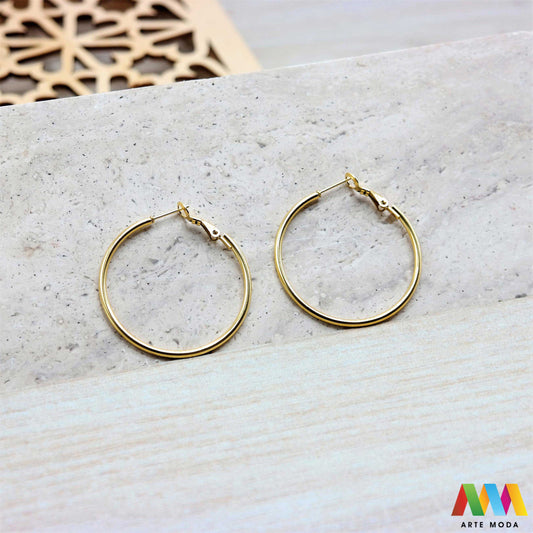 baza za naušnice naušnica čelik repromaterijal čelični nehrđajući naušnice izrađene od nehrđajućeg čelika 316L koje služe kao baza za izradu naušnica najčešće se na njih stavljaju privjesci poludragi kamen cirkoni ili biseri