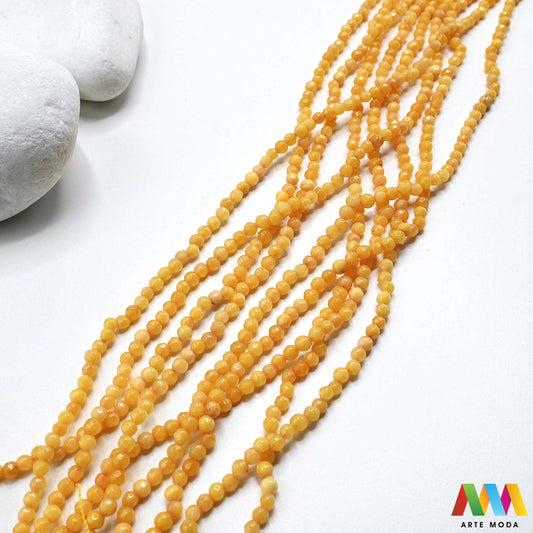 poludragi kamen ahat kristal kalcedon polu dragi poludrago kamenje dragulj mineral kvarc prirodni meditacija čakra zaštita snaga ravnoteža Ahat je jedan od najrasprostranjenijih kristala na planeti Ahat spada u grupu kalcedona izrazito je dekorativan te se od njega izrađuje lijepi nakit i ukrasni predmeti U Hrvatskoj je poznati Lepoglavski Ahat s brda Gaveznica