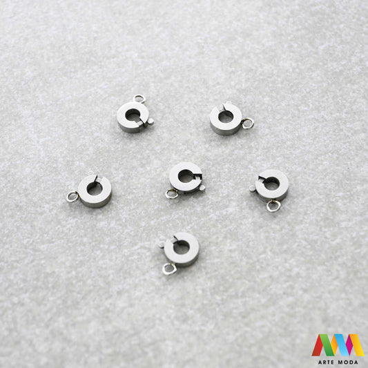 repromaterijal čelični kopče za nakit izradu nehrđajući čelik nakit pribor DIY nakit ogrlice narukvice lančiće nakitni elementi ručni rad čelične inox kopča zatvarači završeci karabin kreacije izdržljivih i elegantnih kopči od nehrđajućeg čelika klasična karabin kopča praktična magnetska kopča ili neki drugi model naše kopče sigurno zatvaranje i profesionalan izgled vašim narukvicama ogrlicama i lančićima DIY nakit kvaliteta koja traje otporna je na koroziju i hipoalergena arte moda repromaterijal