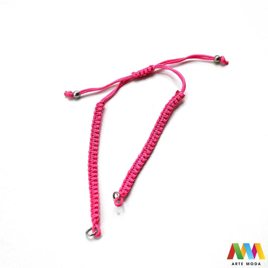 pletene baze za narukvice izrada narukvica DIY nakit podesive konop baze materijal uradi sam ručno rađene makrame podesive plastična kuglica metalna alkica Iskoristite svoju kreativnost uz pletene baze za narukvice izradu nakita baza izrađena je od izdržljivog sintetičkog pletenog konopca metalnim alkicama i podesivim plastičnim kuglicama za savršeno pristajanje Dodajte omiljene perle privjeske ili čvoriće i izradite unikatne i personalizirane narukvice za sebe ili kao poklon arte moda repromaterijal