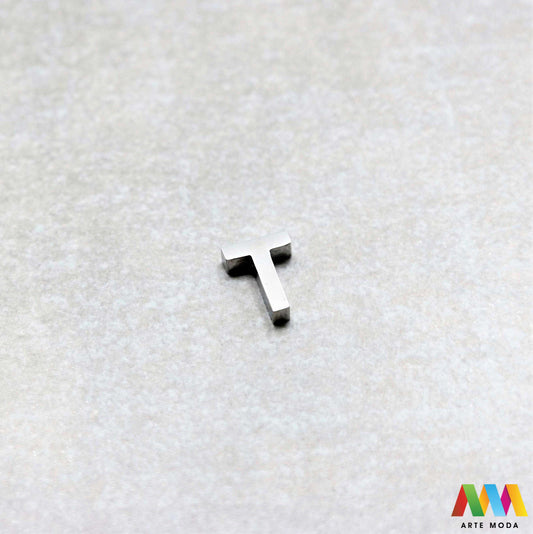 A slovo slova privjesak s jednom rupom privjesak od čelika privjesak čelik repromaterijal čelični ogrlice ogrlica narukvica narukvice nanožnica nehrđajući slova izrađena od nehrđajućeg čelika 316L koja služe za izradu nakita poput narukvica ili ogrlica najčešće se koriste za nizanje na sajlu, gumu, flaks i ostale materijale