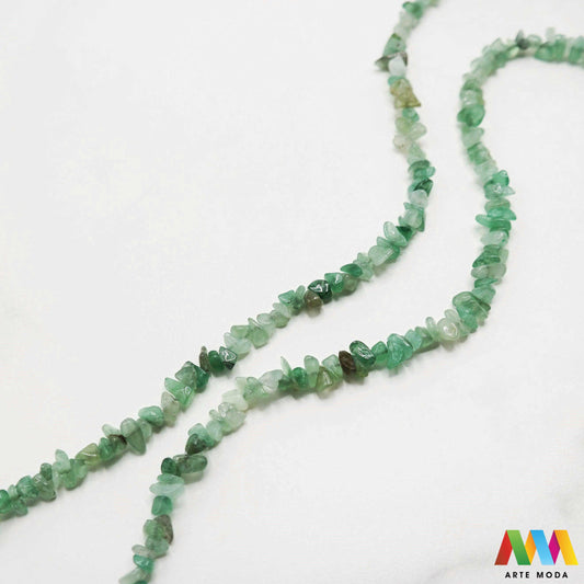 poludragi kamen čips kamenčići nakit diy ručni rad prirodni mineral kristal Žad Mali komadići prirodnog kamena različitih boja i tekstura idealni za izradu nakita dekoracija i umjetničkih projekata U našoj ponudi pronaći ćete široki izbor čipsa od popularnih poludragih kamenja poput ahata tirkiza ametista i mnogih drugih