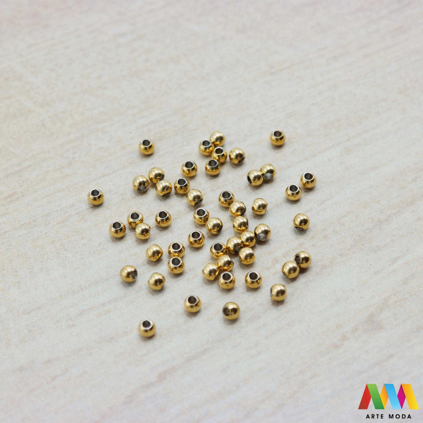 kuglice kuglica narukvica narukvice ogrlica ogrlice čelik repromaterijal čelična čelične nehrđajući Kuglice izrađene od nehrđajućeg čelika koje služe za izradu nakita poput narukvica ili ogrlica najčešće se koriste za nizanje na sajlu gumu flaks i ostale materijale