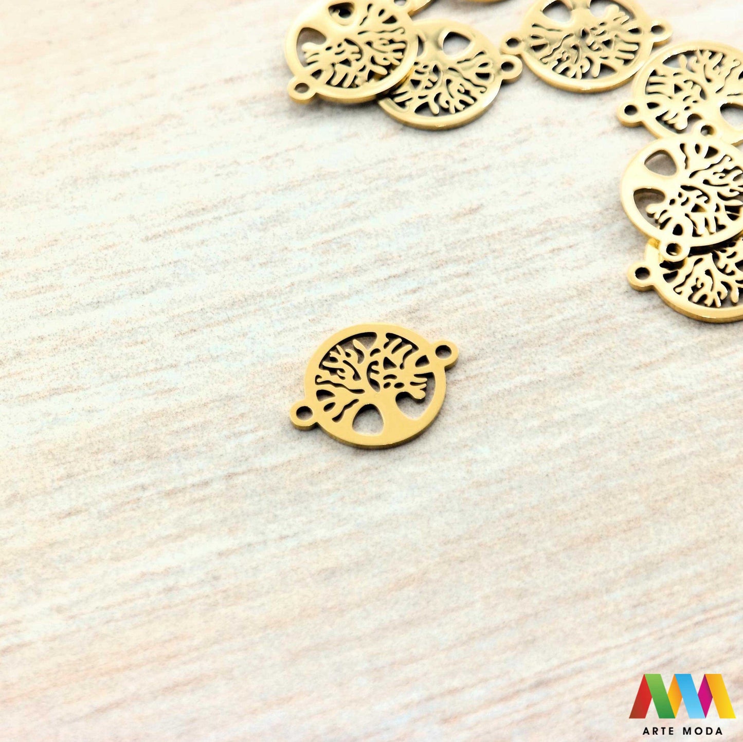 drvo života život privjesak s dvije rupe dve od čelika repromaterijal čelični ogrlice ogrlica narukvica narukvice nanožnica nehrđajući Privjesci izrađeni od nehrđajućeg čelika 316L koji služe za izradu nakita poput narukvica ili ogrlica najčešće se koriste za nizanje ili uz pomoć alkice se stavljaju na sajlu gumu flaks i ostale materijale