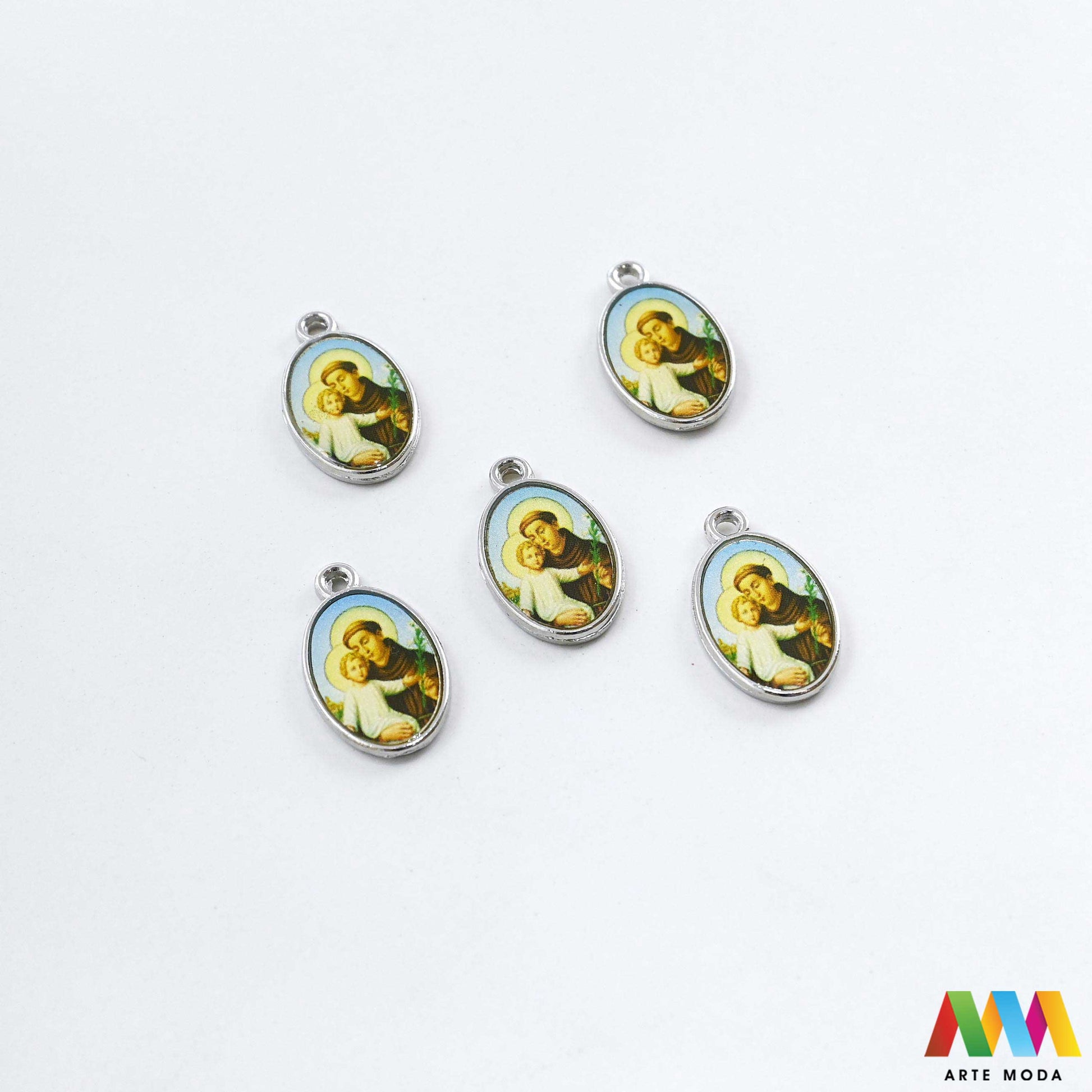 metalni sakralni privjesci krunice jednom rupom vjerski izrada krunica sakralni nakit molitvene narukvice kršćanski medaljice DIY religiozni uradi sam križevi sv Antun Padovanski sakralne predmete metalnim privjescima jednu rupu nizanje na lančić konac žicu izradu krunica molitvenih narukvica drugih vjerskih suvenira te brojanica ogrlica dodatak za privjeske za ključeve torbe Izrađeni su od metala jedinstven vjerski predmet poklon Neka vaša vjera inspirira vašu kreativnost arte moda repromaterijal