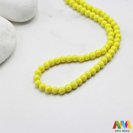 stakleni niz staklo perle zrna zrno staklena perla okrugle okrugla Staklene okrugle perle koje služe za nizanje i izradu nakita poput narukvica i ogrlica te torbica i ostalih modnih dodataka