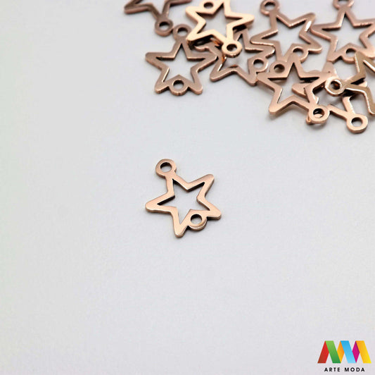 zvijezda privjesak s dvije rupe dve od čelika repromaterijal čelični ogrlice ogrlica narukvica narukvice nanožnica nehrđajući Privjesci izrađeni od nehrđajućeg čelika 316L koji služe za izradu nakita poput narukvica ili ogrlica najčešće se koriste za nizanje ili uz pomoć alkice se stavljaju na sajlu gumu flaks i ostale materijale