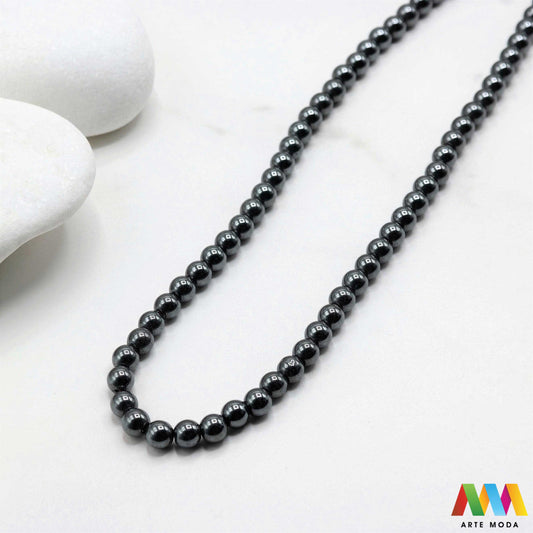 hematit krvavi kamen poludragi mineral metalni sjaj kvarc zrcalo kristal prirodni metalik meditacija zaštita repromaterijal Hematit (ili krvavi kamen) je prirodni mineral smeđe sive ili crne boje karakteriziran prisustvom hladnog metalnog sjaja Vjeruje se da pomaže u jačanju volje samopouzdanja i povezanosti s majkom zemljom Nakit izrađen od njega fascinira svojim tajanstvenim zrcalnim sjajem