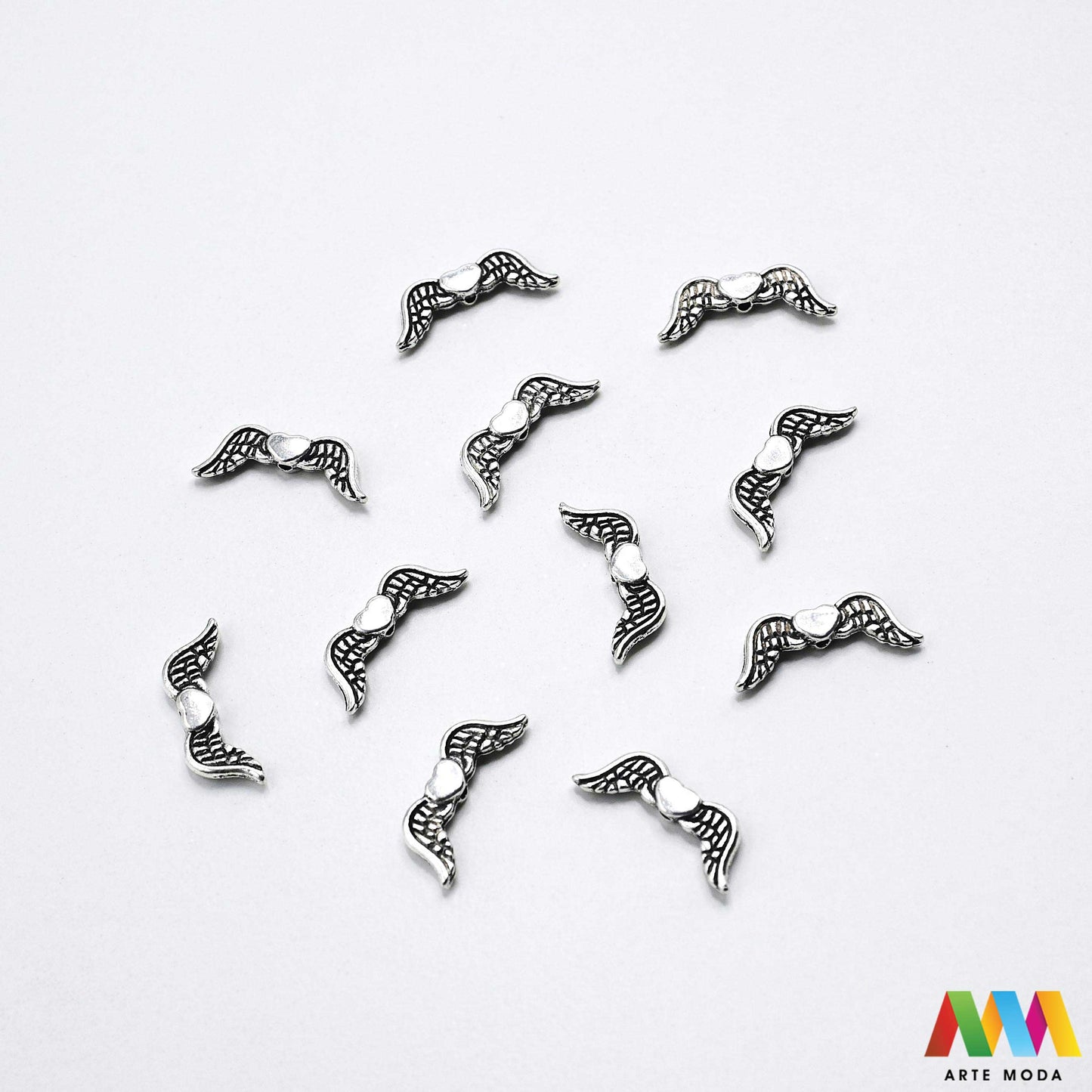 metalni sakralni privjesci krunice jednom rupom vjerski izrada krunica sakralni nakit molitvene narukvice kršćanski medaljice DIY religiozni uradi sam sakralno Križ Gospa Anđeo svetački krštenje prva pričest krizma ogrlica sakralne predmete metalnim privjescima nizanje lančić konac žicu izradu krunica molitvenih narukvica vjerskih suvenira brojanica dodatak za privjeske ključeve torbe Izrađeni od metala izraditi jedinstven vjerski predmet kao poklon vjera inspirira vašu kreativnost arte moda repromaterijal