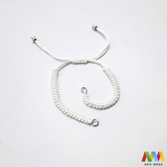 pletene baze za narukvice izrada narukvica DIY nakit podesive konop baze materijal uradi sam ručno rađene makrame podesive plastična kuglica metalna alkica Iskoristite svoju kreativnost uz pletene baze za narukvice izradu nakita baza izrađena je od izdržljivog sintetičkog pletenog konopca metalnim alkicama i podesivim plastičnim kuglicama za savršeno pristajanje Dodajte omiljene perle privjeske ili čvoriće i izradite unikatne i personalizirane narukvice za sebe ili kao poklon arte moda repromaterijal