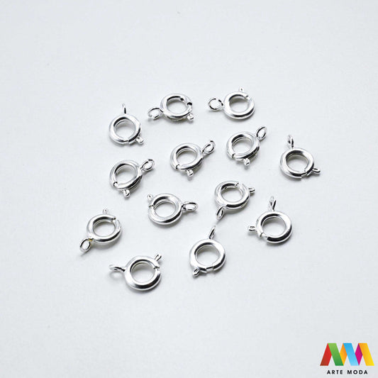 kopče metalne karabiner togl magnet kukice narukvice ogrlice zatvarači nakit DIY metalni pribor spajanje nakita srebrne zlatne karabin magnetne završne kopča narukvica ogrlica Osigurajte svoj nakit Metalne kopče su esencijalne za sigurno završavanje ogrlica i narukvica Birajte između karabin kopči pouzdanost magnetnih kopči lakoća i togl kopči stil Kvalitetni zatvarači u raznim bojama temelj svakog uradi sam nakit projekta arte moda repromaterijal