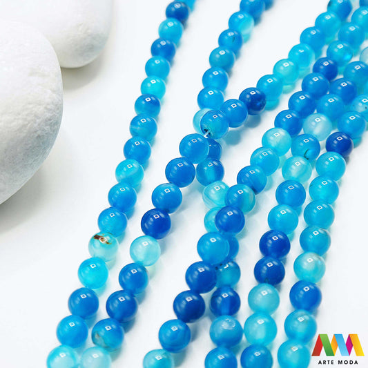 poludragi kamen ahat kristal kalcedon polu dragi poludrago kamenje dragulj mineral kvarc Ahat je jedan od najrasprostranjenijih kristala na planeti Ahat spada u grupu kalcedona izrazito je dekorativan te se od njega izrađuje lijepi nakit i ukrasni predmeti U Hrvatskoj je poznati Lepoglavski Ahat s brda Gaveznica