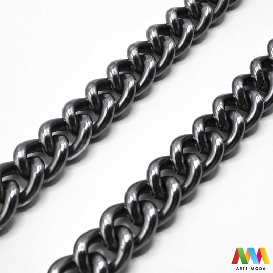 aluminijski lanac torbe ruksak nakit lagani izrada aluminij DIY materijal remen ogrlice narukvice karike ručke pribor komponente ukrasni repromaterijal Želite lagan i trendi materijal Aluminijski lanci savršeni su za vaše projekte Idealni su za izradu laganih remena za torbe ili statement nakita ogrlice narukvice Lakši su od klasičnih metala ne opterećuju i dolaze u raznim bojama i debljinama Lako ih je rezati i oblikovati laganu eleganciju za svoj uradi sam nakit i modne dodatke arte moda repromaterijal