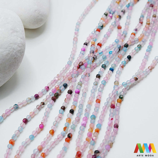 poludragi kamen ahat kristal kalcedon polu dragi poludrago kamenje dragulj mineral kvarc Ahat je jedan od najrasprostranjenijih kristala na planeti Ahat spada u grupu kalcedona izrazito je dekorativan te se od njega izrađuje lijepi nakit i ukrasni predmeti U Hrvatskoj je poznati Lepoglavski Ahat s brda Gaveznica