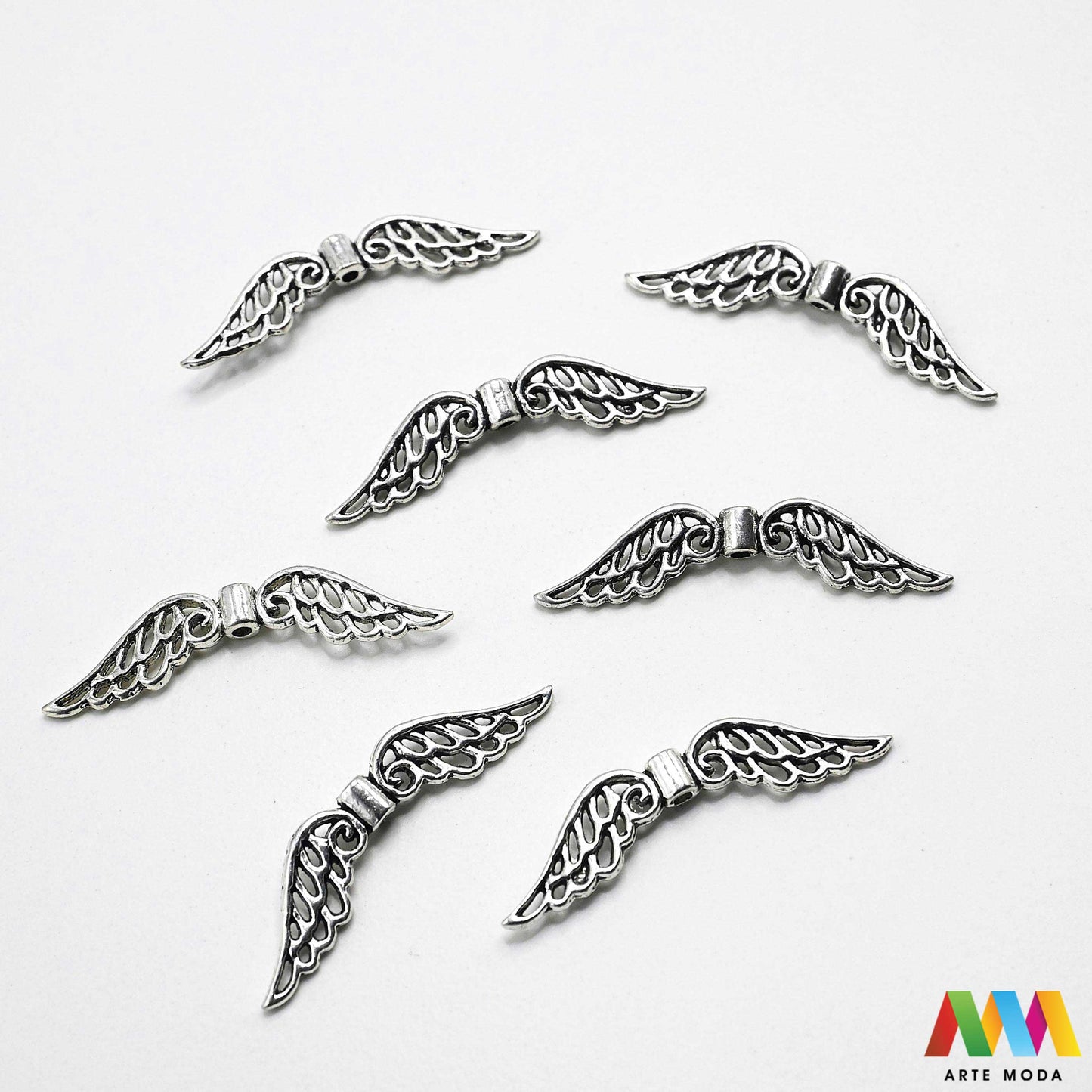 metalni sakralni privjesci krunice jednom rupom vjerski izrada krunica sakralni nakit molitvene narukvice kršćanski medaljice DIY religiozni uradi sam sakralno Križ Gospa Anđeo svetački krštenje prva pričest krizma ogrlica sakralne predmete metalnim privjescima nizanje lančić konac žicu izradu krunica molitvenih narukvica vjerskih suvenira brojanica dodatak za privjeske ključeve torbe Izrađeni od metala izraditi jedinstven vjerski predmet kao poklon vjera inspirira vašu kreativnost arte moda repromaterijal