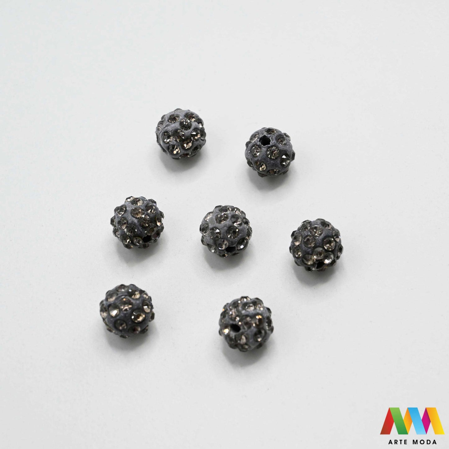 shamballa disco kugle kristalne perle sjajne kuglice cirkoni glamur nakit izrada narukvica DIY svjetlucavo šarene pave s kristalima za svjetlucave narukvice materijal ogrlice Dodajte dozu glamura svojim kreacijama su prekrivene stotinama sitnih kristala koji pružaju efekt Ove svjetlucave perle su idealne za izradu popularnih elegantnih naušnica i upečatljivih ogrlica Dostupne u širokoj paleti boja naše kristalne kuglice osigurat će da vaš uradi sam nakit bude u centru pažnje arte moda repromaterijal
