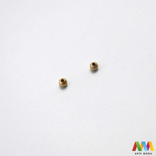 nakit matirane teksturom pijeska hrapave matirano tekstura sjajne hrapavo DIY srebrno pjeskareno zlatno čaroliju teksture Metalne pjeskarene perle pružaju vašem nakitu prepoznatljiv stardust efekt matirane kuglice s hrapavom površinom idealne postizanje luksuznog izgleda vašim uradi sam projektima Savršeno se slažu s biserima kristalima prirodnim kamenom dajući svakoj narukvici ogrlici unikatan karakter Unesite zvjezdani sjaj u svoje kreacije uz naše kvalitetne pjeskarene elemente arte moda repromaterijal