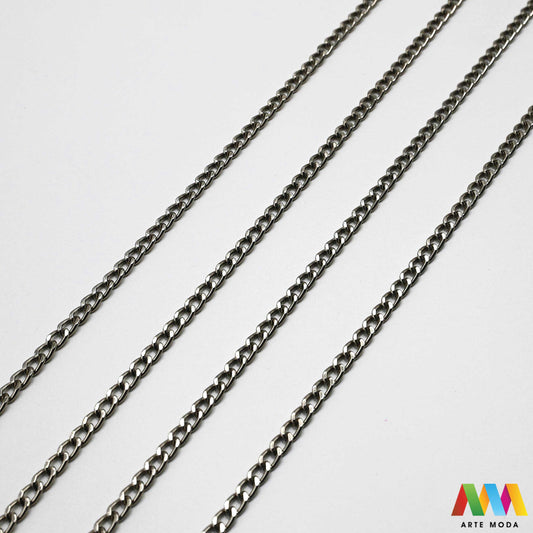 aluminijski lanac torbe ruksak nakit lagani izrada aluminij DIY materijal remen ogrlice narukvice karike ručke pribor komponente ukrasni repromaterijal Želite lagan i trendi materijal Aluminijski lanci savršeni su za vaše projekte Idealni su za izradu laganih remena za torbe ili statement nakita ogrlice narukvice Lakši su od klasičnih metala ne opterećuju i dolaze u raznim bojama i debljinama Lako ih je rezati i oblikovati laganu eleganciju za svoj uradi sam nakit i modne dodatke arte moda repromaterijal