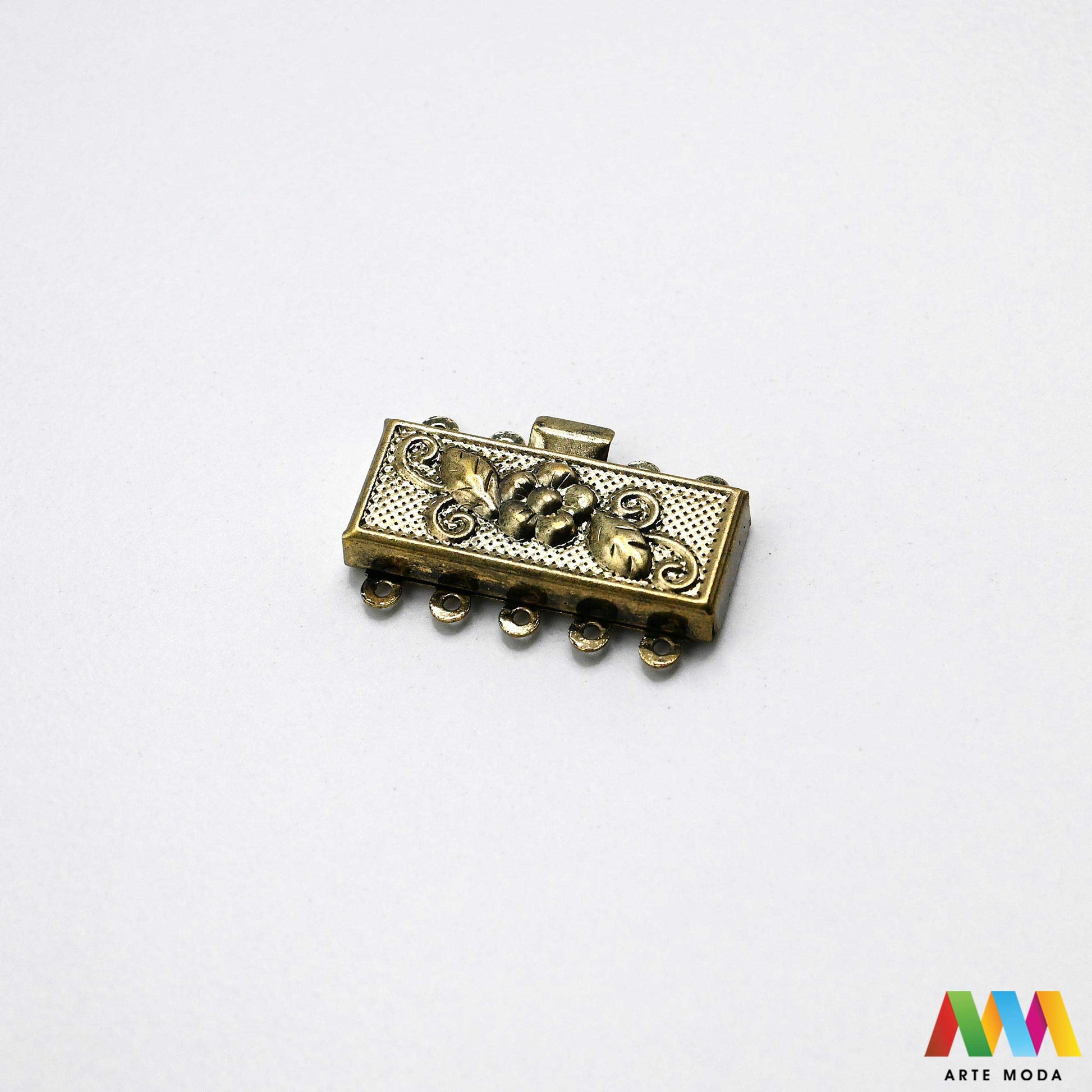 ukrasna kopča starinski nakit togl zatvarač DIY vintage romantični ukrasne kopče motivima OT dekorativni zatvarači metalni pribor statement završeci ogrlica luksuzni zlatne srebrne narukvica ukrasima luksuzne Mornarska detalje kolekcija ukrasnih metalnih kopči motive srca leptira kormila filigrana portreta dekorativni zatvarači pretvaraju svaku ogrlicu unikatni komad nakita vintage šarm mornarsku svježinu tematski zatvarači osigurat uradi sam projekt zapažen stilski besprijekoran arte moda repromaterijal