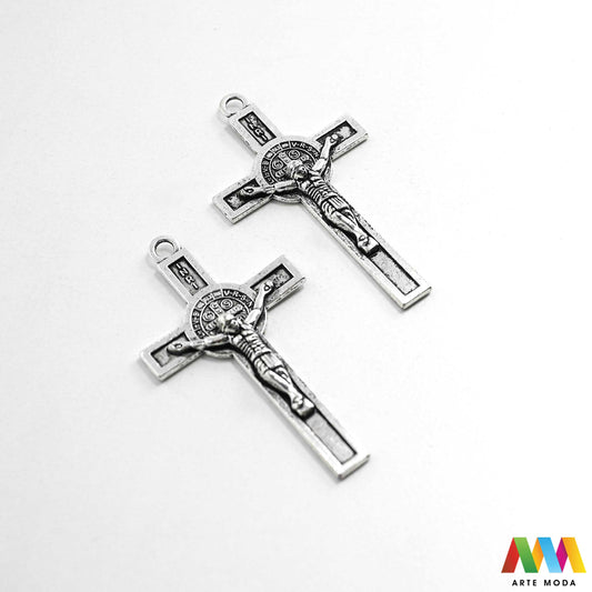 metalni sakralni privjesci krunice jednom rupom vjerski izrada krunica sakralni nakit molitvene narukvice kršćanski medaljice DIY religiozni uradi sam križevi Križ sakralne predmete metalnim privjescima jednu rupu nizanje na lančić konac žicu izradu krunica molitvenih narukvica drugih vjerskih suvenira te brojanica ogrlica dodatak za privjeske za ključeve torbe Izrađeni su od metala jedinstven vjerski predmet poklon Neka vaša vjera inspirira vašu kreativnost arte moda repromaterijal