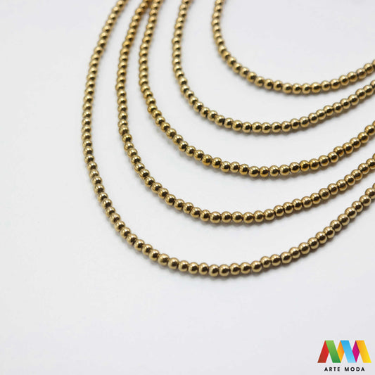 hematit krvavi kamen poludragi mineral metalni sjaj kvarc zrcalo kristal prirodni metalik meditacija zaštita repromaterijal Hematit (ili krvavi kamen) je prirodni mineral smeđe sive ili crne boje karakteriziran prisustvom hladnog metalnog sjaja Vjeruje se da pomaže u jačanju volje samopouzdanja i povezanosti s majkom zemljom Nakit izrađen od njega fascinira svojim tajanstvenim zrcalnim sjajem