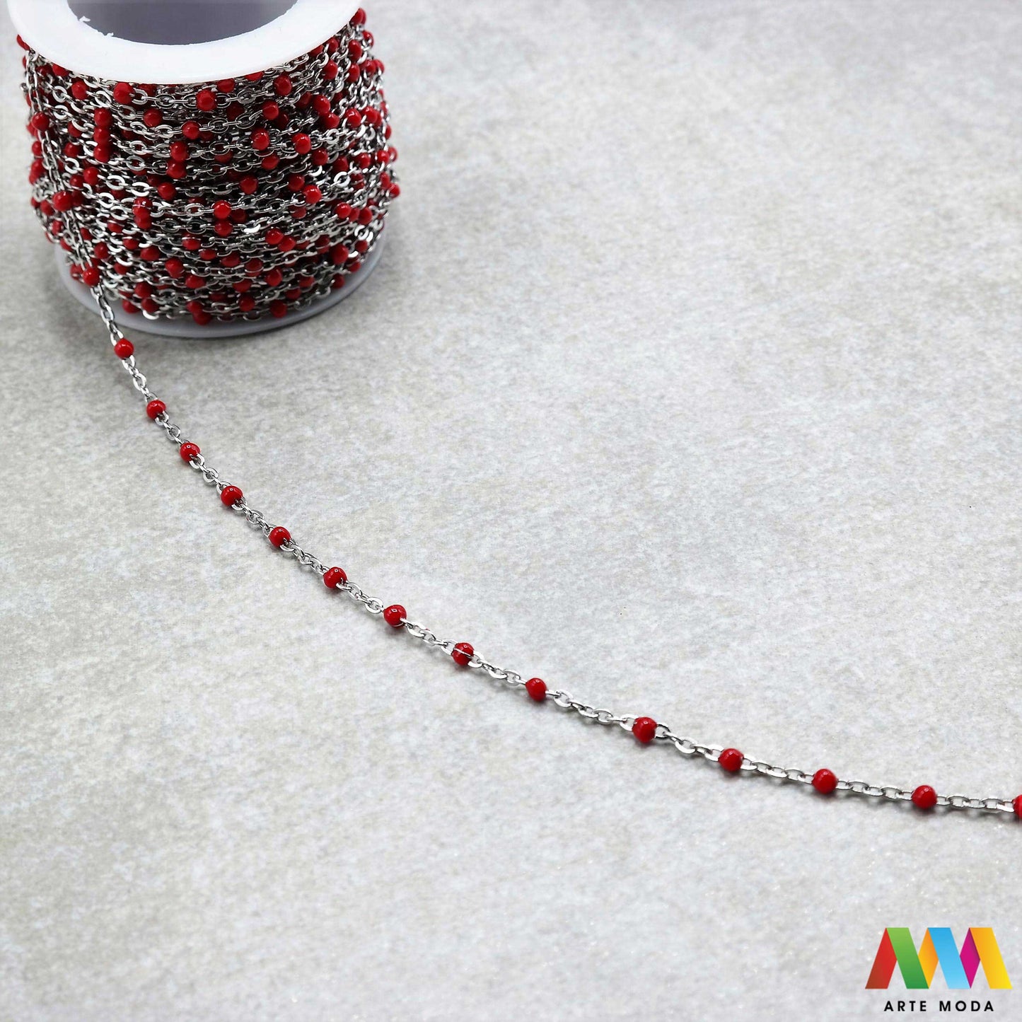 lanac lanci čelik repromaterijal čelični ogrlice narukvice nehrđajući na metre metar kolutu boji nakit inox metru izrada nakita DIY obojeni hipoalergeni tanki bogatstvo boja i modela za vaše kreativne projekte! lanaca na kolutu fleksibilnost s lancima od visokokvalitetnog nehrđajućeg čelika klasičnih srebrnih tonova elegantne zlatne moderne rose gold ili živih boja modelima od tankih i delikatnih do robusnih i upečatljivihž potrebno da izradite unikatne ogrlice i narukvice arte moda repromaterijal