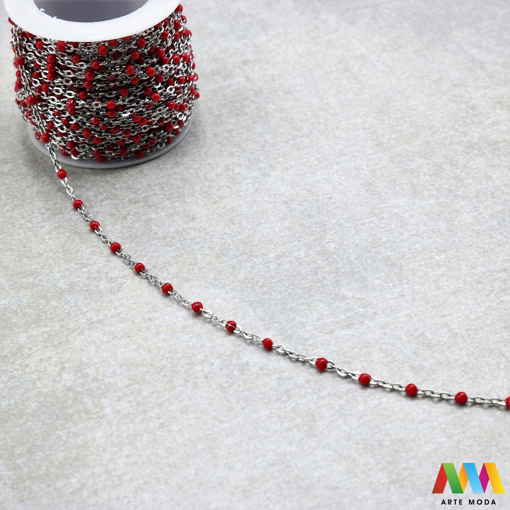 lanac lanci čelik repromaterijal čelični ogrlice narukvice nehrđajući na metre metar kolutu boji nakit inox metru izrada nakita DIY obojeni hipoalergeni tanki bogatstvo boja i modela za vaše kreativne projekte! lanaca na kolutu fleksibilnost s lancima od visokokvalitetnog nehrđajućeg čelika klasičnih srebrnih tonova elegantne zlatne moderne rose gold ili živih boja modelima od tankih i delikatnih do robusnih i upečatljivihž potrebno da izradite unikatne ogrlice i narukvice arte moda repromaterijal