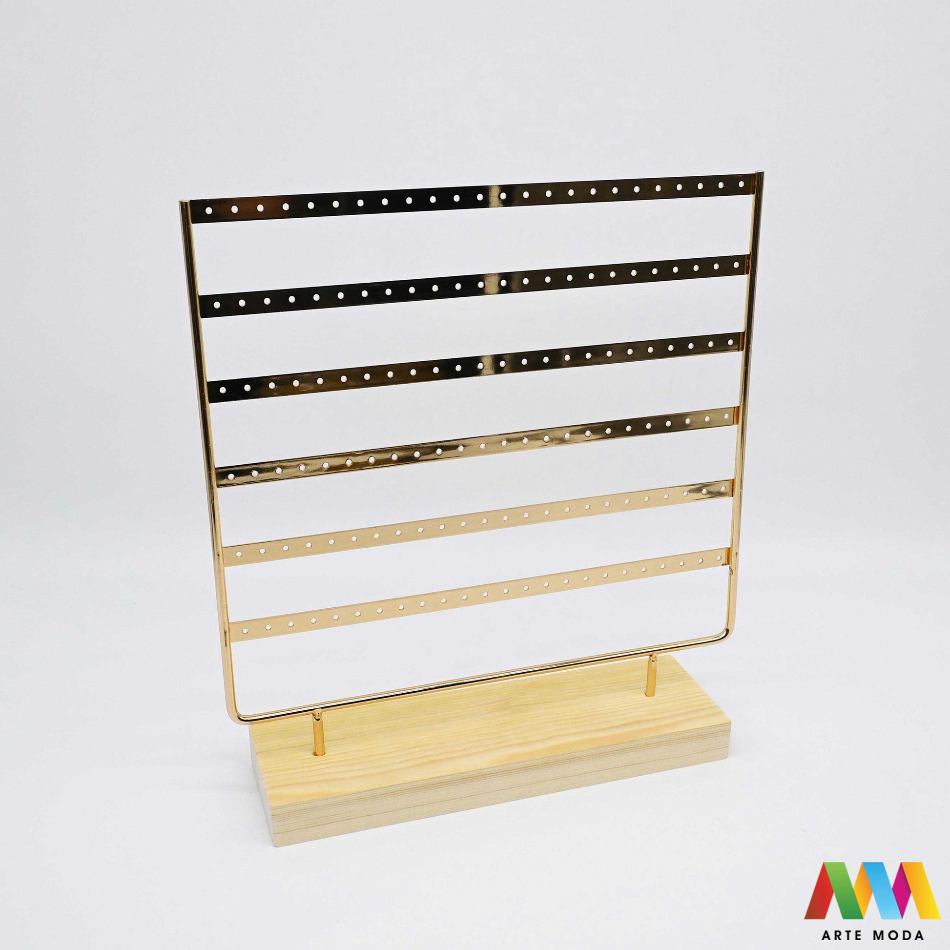 stalci za naušnice naušnica drveni metalni plišani organizator držač izlaganje nakita oprema butik prezentacija elegantni luksuzni vitrine Istaknite ljepotu svake naušnice uz elegantnih i funkcionalnih stalaka klasičnih drvenih stalaka presvučenih mekanim plišom luksuznu pozadinu i štite nakit te modernih metalnih stalaka čistih linija za minimalistički ili industrijski izgled za trgovine izložbe ili organizaciju kod kuće naši stalci osiguravaju da vaše naušnice budu u centru pažnje arte moda repromaterijal