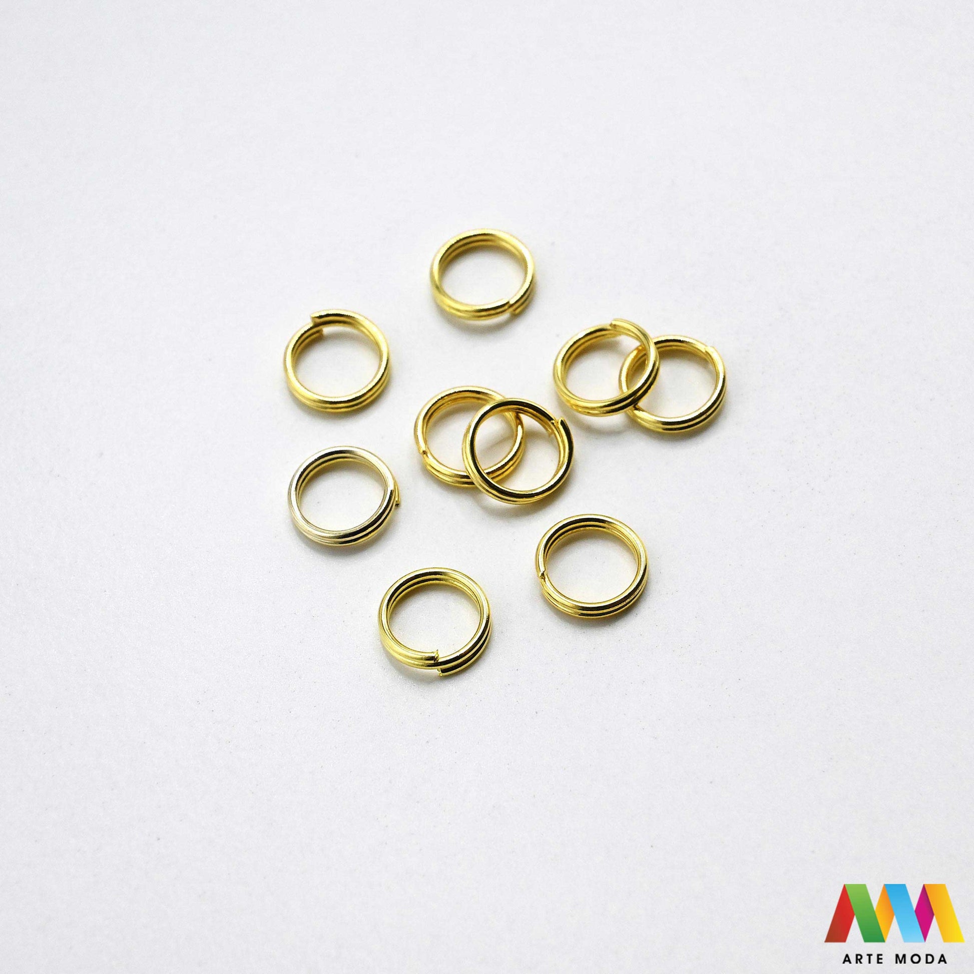 alkice spojnice karike jump rings spojni prstenovi metalni kolutovi DIY pribor repromaterijal srebrne zlatne izrada nakita spajanje perli metalne za nakit otvorene zatvorene izradu materijal prsten elementi narukvice ogrlice Osigurajte čvrstinu nakitu Metalne alkice su neizostavne spojnice spajanje kopči privjesaka lanaca Birajte između prstenova u raznim veličinama bojama bronca složenost vašeg uradi sam projekta kvalitetne alkice pružit profesionalan siguran završetak kreaciji arte moda repromaterijal