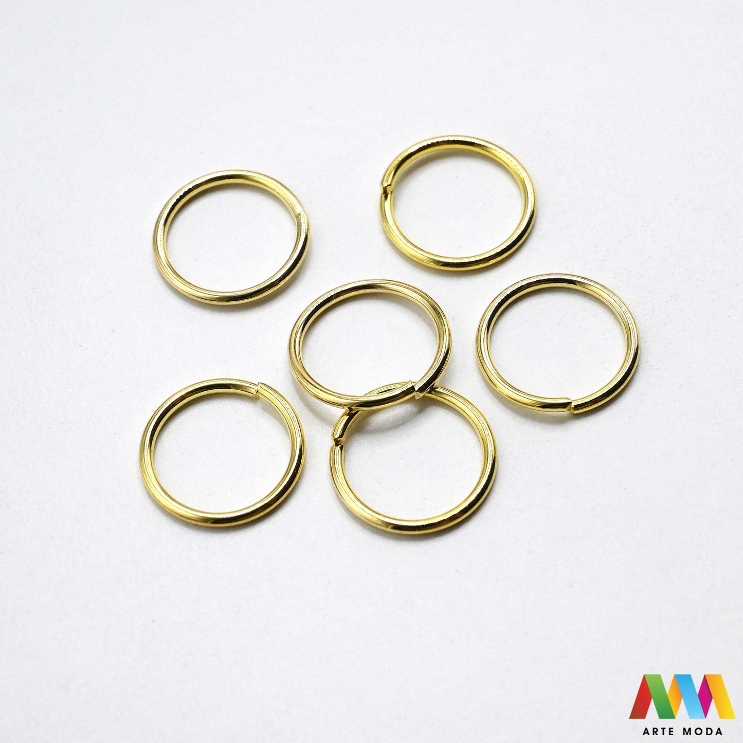alkice spojnice karike jump rings spojni prstenovi metalni kolutovi DIY pribor repromaterijal srebrne zlatne izrada nakita spajanje perli metalne za nakit otvorene zatvorene izradu materijal prsten elementi narukvice ogrlice Osigurajte čvrstinu nakitu Metalne alkice su neizostavne spojnice spajanje kopči privjesaka lanaca Birajte između prstenova u raznim veličinama bojama bronca složenost vašeg uradi sam projekta kvalitetne alkice pružit profesionalan siguran završetak kreaciji arte moda repromaterijal