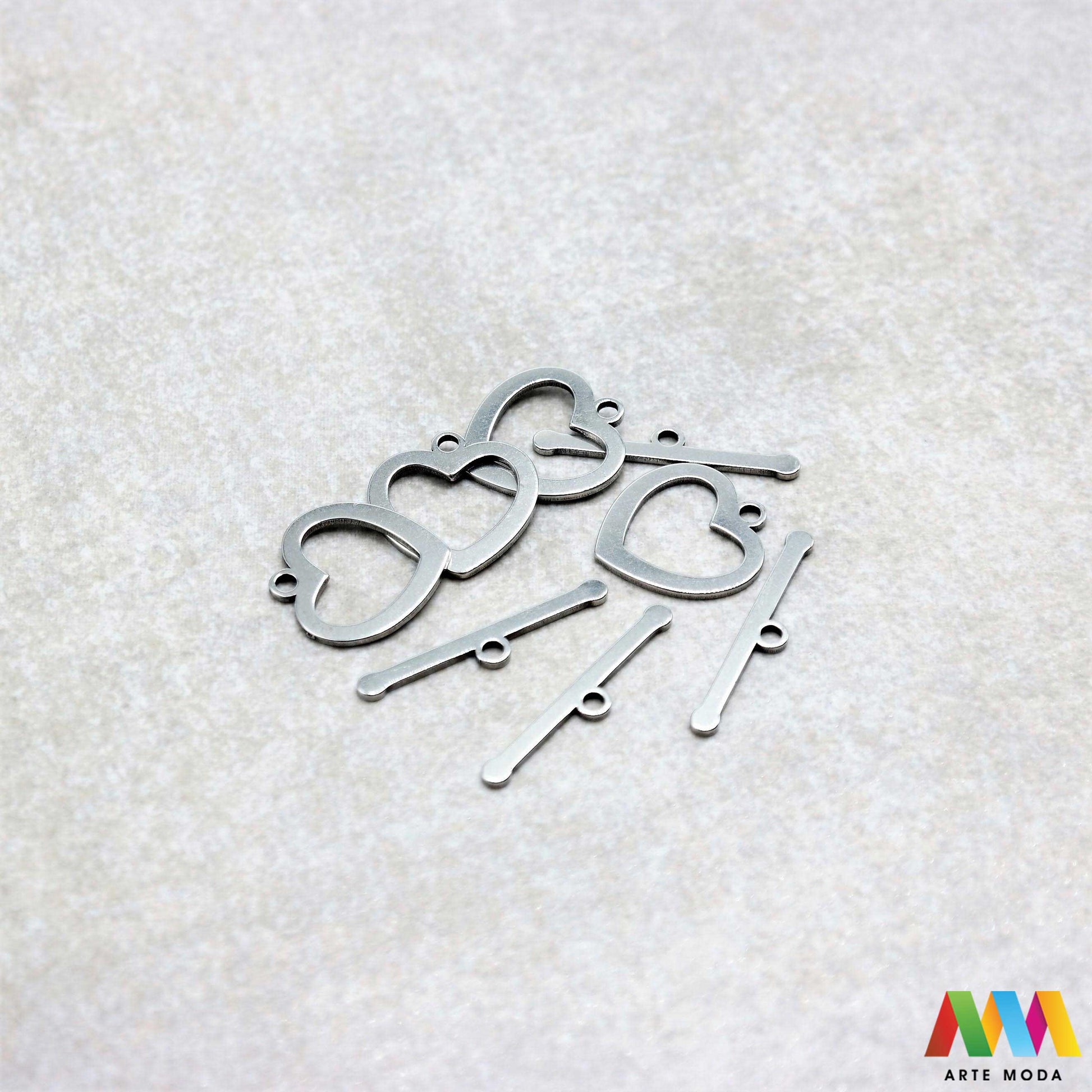 repromaterijal čelični kopče za nakit izradu nehrđajući čelik nakit pribor DIY nakit ogrlice narukvice lančiće nakitni elementi ručni rad čelične inox kopča zatvarači završeci karabin kreacije izdržljivih i elegantnih kopči od nehrđajućeg čelika klasična karabin kopča praktična magnetska kopča ili neki drugi model naše kopče sigurno zatvaranje i profesionalan izgled vašim narukvicama ogrlicama i lančićima DIY nakit kvaliteta koja traje otporna je na koroziju i hipoalergena arte moda repromaterijal