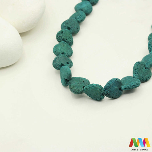 lava kamen vulkanska perle poludragi prirodni mat eterična ulja aromaterapija nakit izrada DIY repromaterijal mineral kristal narukvica ogrlica Tražite jedinstveni materijal za nakit Vulkanska lava je poludragi kamen s moćnom pričom Njegova porozna mat tekstura savršena je za izradu aromaterapijskog nakita jer sjajno upija i difuzira eterična ulja Lagan je simbolizira snagu i uzemljenje te je idealan za unisex i muške narukvice i ogrlice arte moda repromaterijal