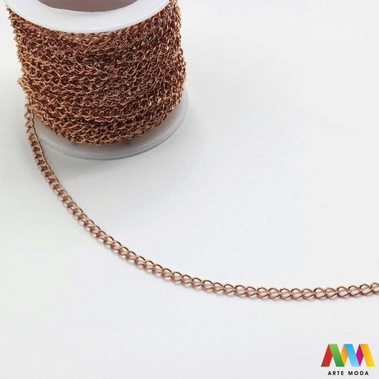 lanac lanci čelik repromaterijal čelični ogrlice narukvice nehrđajući na metre metar kolutu boji nakit inox metru izrada nakita DIY obojeni hipoalergeni tanki bogatstvo boja i modela za vaše kreativne projekte! lanaca na kolutu fleksibilnost s lancima od visokokvalitetnog nehrđajućeg čelika klasičnih srebrnih tonova elegantne zlatne moderne rose gold ili živih boja modelima od tankih i delikatnih do robusnih i upečatljivihž potrebno da izradite unikatne ogrlice i narukvice arte moda repromaterijal