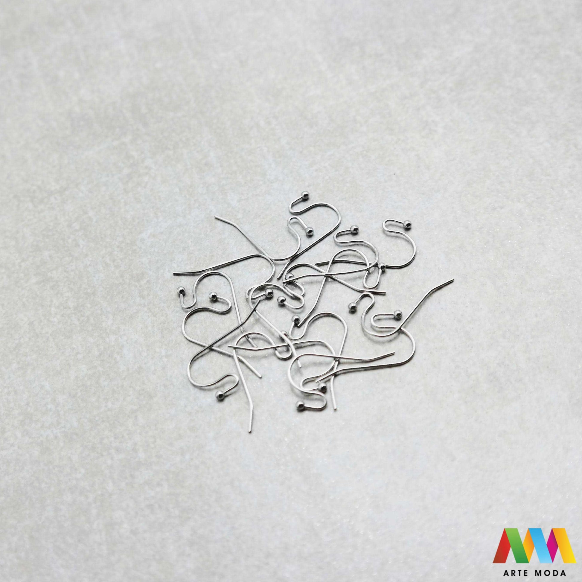 udice udica za naušnice naušnica čelik repromaterijal čelični baza nehrđajući udice izrađene od nehrđajućeg čelika 316L koje služe kao baza za izradu naušnica najčešće se na njih stavljaju privjesci poludragi kamen cirkoni ili biseri