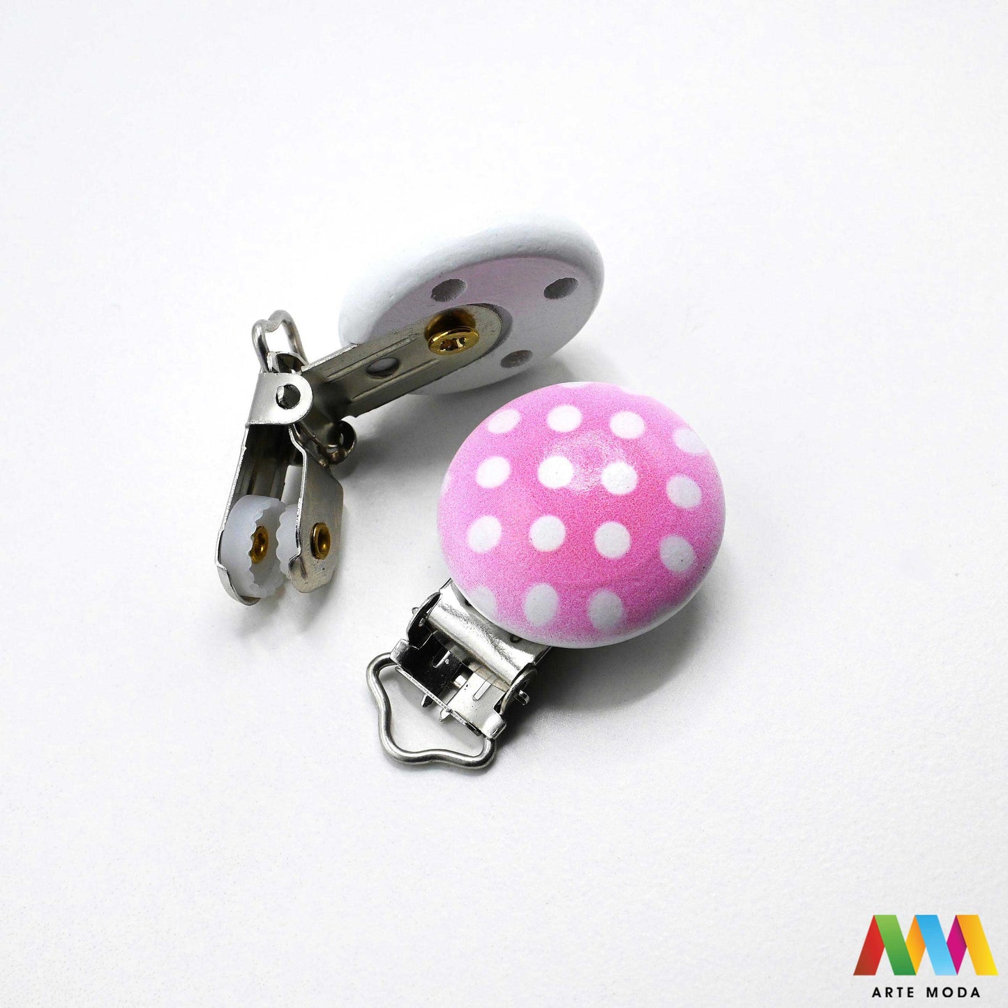 metalne kopče drvene za dude pribor bebe djeca personalizirane repromaterijal duda beba drveni element Točkice Savršen izbor za izradu sigurnih i jedinstvenih duda za vaše najmlađe Kombinacija izdržljivog metala i toplog drveta daje ovim kopčama elegantan izgled i čini ih idealnim za personalizaciju Naše kopče su sigurne za djecu bez oštrih rubova i izrađene od kvalitetnih materijala