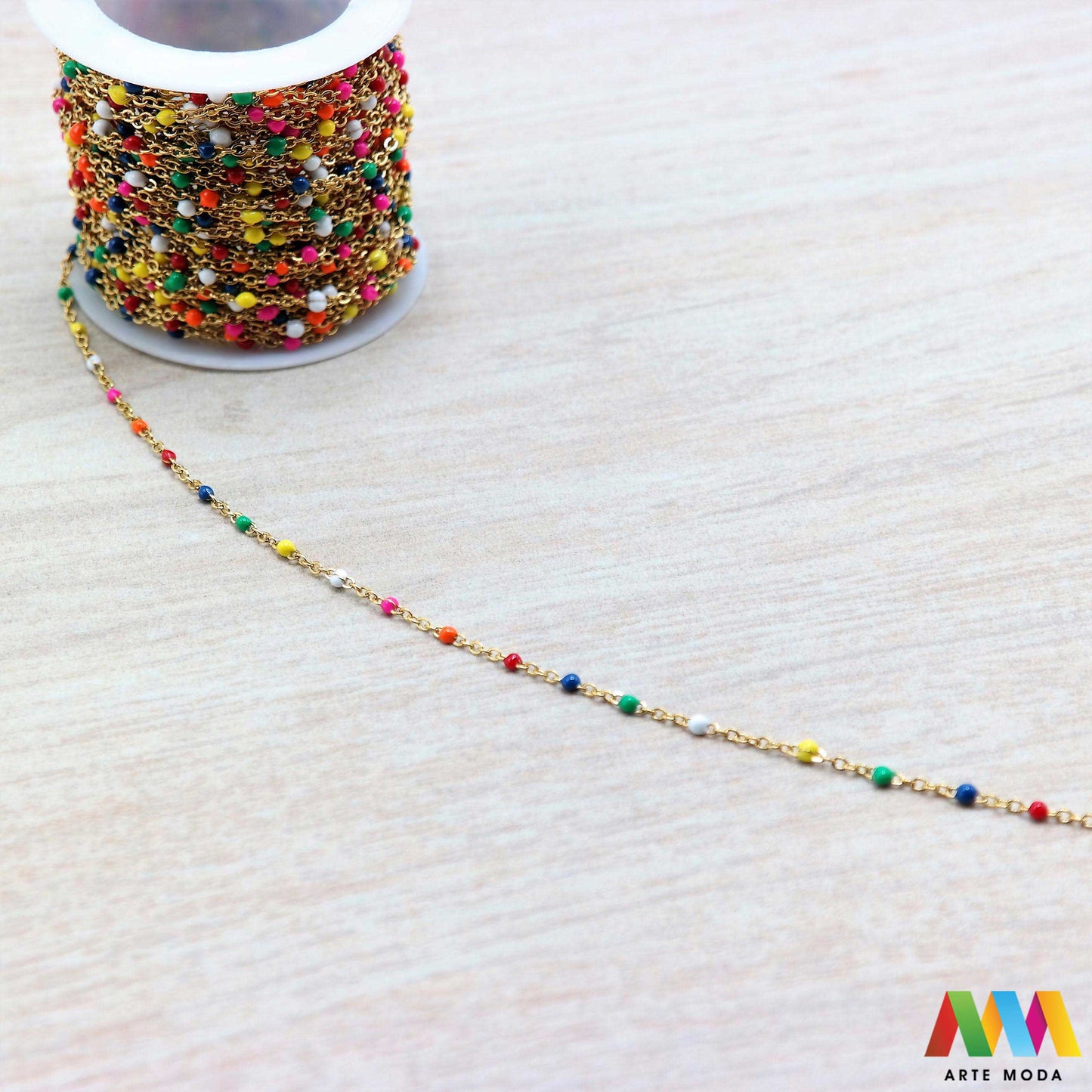 lanac lanci čelik repromaterijal čelični ogrlice narukvice nehrđajući na metre metar kolutu boji nakit inox metru izrada nakita DIY obojeni hipoalergeni tanki bogatstvo boja i modela za vaše kreativne projekte! lanaca na kolutu fleksibilnost s lancima od visokokvalitetnog nehrđajućeg čelika klasičnih srebrnih tonova elegantne zlatne moderne rose gold ili živih boja modelima od tankih i delikatnih do robusnih i upečatljivihž potrebno da izradite unikatne ogrlice i narukvice arte moda repromaterijal