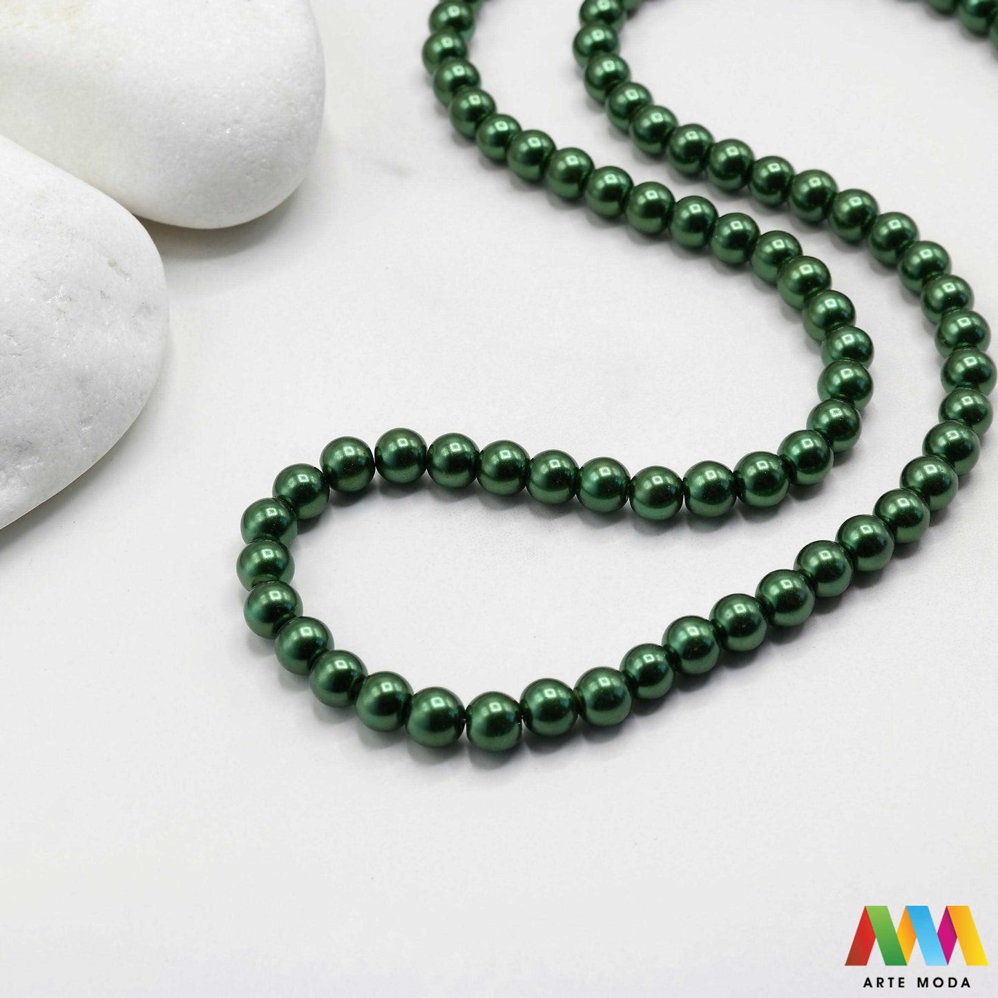 stakleni biseri niz staklo biser perle biserne zrna zrno perla staklene imitacija bisera sedefaste vjenčani nakit klasični DIY ogrlice bijeli u boji bisernim sjajem izrada nakita umjetni Za klasičnu eleganciju birajte staklene bisere imitacija bisera ima visok sedefasti sjaj i savršeno je glatka Idealni su za izradu vjenčanog nakita bezvremenskih ogrlica i narukvica raznim veličinama i bojama ovi biseri unose dašak luksuza u svaki uradi sam projekt Počnite nizati svoju eleganciju arte moda repromaterijal