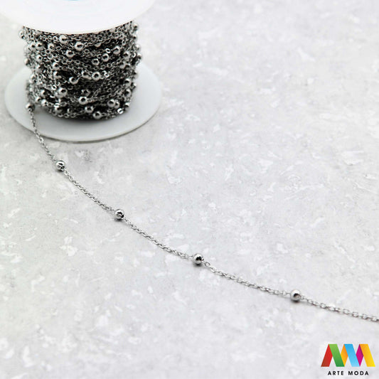 lanac lanci čelik repromaterijal čelični ogrlice narukvice nehrđajući na metre metar kolutu boji nakit inox metru izrada nakita DIY obojeni hipoalergeni tanki bogatstvo boja i modela za vaše kreativne projekte! lanaca na kolutu fleksibilnost s lancima od visokokvalitetnog nehrđajućeg čelika klasičnih srebrnih tonova elegantne zlatne moderne rose gold ili živih boja modelima od tankih i delikatnih do robusnih i upečatljivihž potrebno da izradite unikatne ogrlice i narukvice arte moda repromaterijal