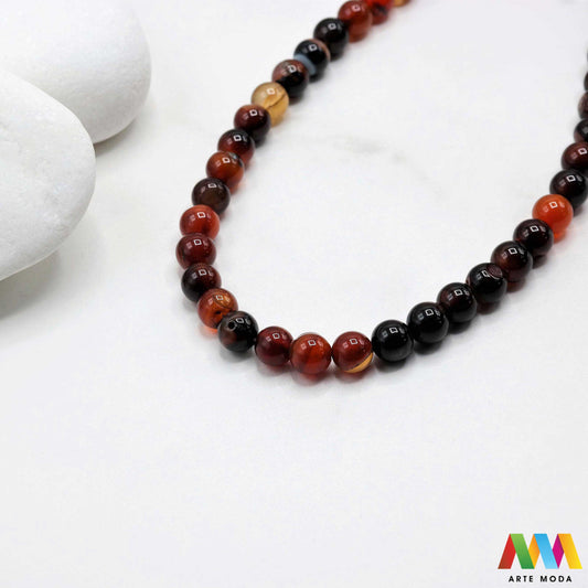 poludragi kamen ahat kristal kalcedon polu dragi poludrago kamenje dragulj mineral kvarc prirodni meditacija čakra zaštita snaga ravnoteža ljekovito perle stabilnost ahata jednog od najraznovrsnijih najljepših poludragih kamenja jedinstvenim trakama slojevima i šarenim uzorcima ahat je kamen stabilnosti uzemljenja i zaštite ahat u različitim oblicima od brušenih perli i glatkih kabošona do sirovih komada savršenih za izradu nakita meditaciju ili kao ukrasni element u vašem prostoru arte moda repromaterijal