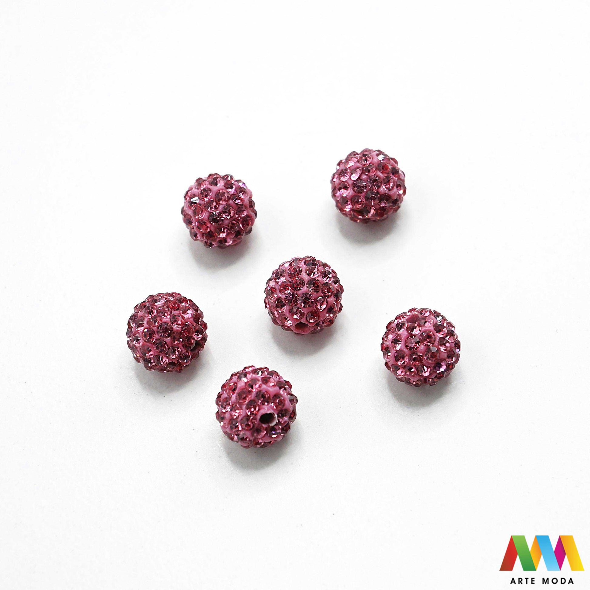 shamballa disco kugle kristalne perle sjajne kuglice cirkoni glamur nakit izrada narukvica DIY svjetlucavo šarene pave s kristalima za svjetlucave narukvice materijal ogrlice Dodajte dozu glamura svojim kreacijama su prekrivene stotinama sitnih kristala koji pružaju efekt Ove svjetlucave perle su idealne za izradu popularnih elegantnih naušnica i upečatljivih ogrlica Dostupne u širokoj paleti boja naše kristalne kuglice osigurat će da vaš uradi sam nakit bude u centru pažnje arte moda repromaterijal
