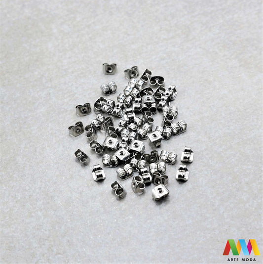 leptirići naušnice naušnica repromaterijal čelični kopče osigurači nehrđajući čelik kirurški baza pribor za nakit iglice hipoalergeno antialergijski izrada stražnji dijelovi Osigurajte svoje naušnice Leptirići kopče od nehrđajućeg čelika ključni su za sigurno nošenje iglica Izrađeni od kirurškog čelika hipoalergeni su ne hrđaju i savršeni za osjetljivu kožu Idealni kao zamjenski dio ili završni element za vaše uradi sam naušnice Trajnost i sigurnost u malom pakiranju arte moda repromaterijal