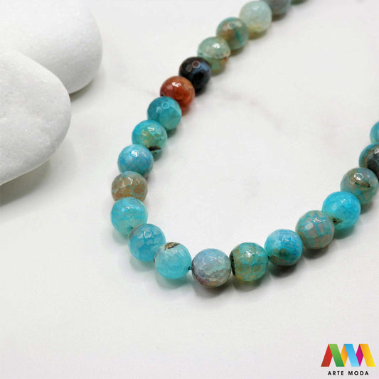 poludragi kamen ahat kristal kalcedon polu dragi poludrago kamenje dragulj mineral kvarc Ahat je jedan od najrasprostranjenijih kristala na planeti Ahat spada u grupu kalcedona izrazito je dekorativan te se od njega izrađuje lijepi nakit i ukrasni predmeti U Hrvatskoj je poznati Lepoglavski Ahat s brda Gaveznica