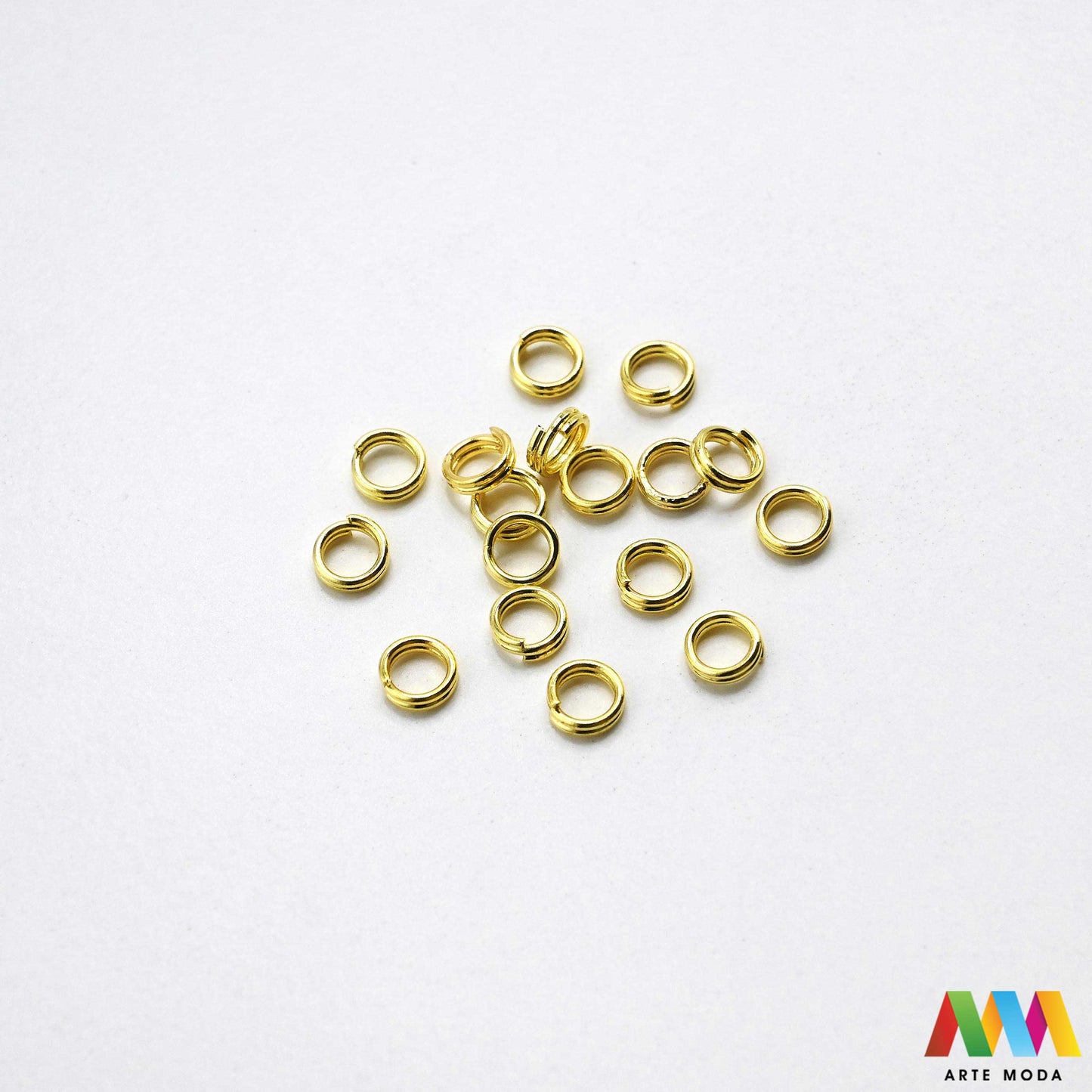 alkice spojnice karike jump rings spojni prstenovi metalni kolutovi DIY pribor repromaterijal srebrne zlatne izrada nakita spajanje perli metalne za nakit otvorene zatvorene izradu materijal prsten elementi narukvice ogrlice Osigurajte čvrstinu nakitu Metalne alkice su neizostavne spojnice spajanje kopči privjesaka lanaca Birajte između prstenova u raznim veličinama bojama bronca složenost vašeg uradi sam projekta kvalitetne alkice pružit profesionalan siguran završetak kreaciji arte moda repromaterijal