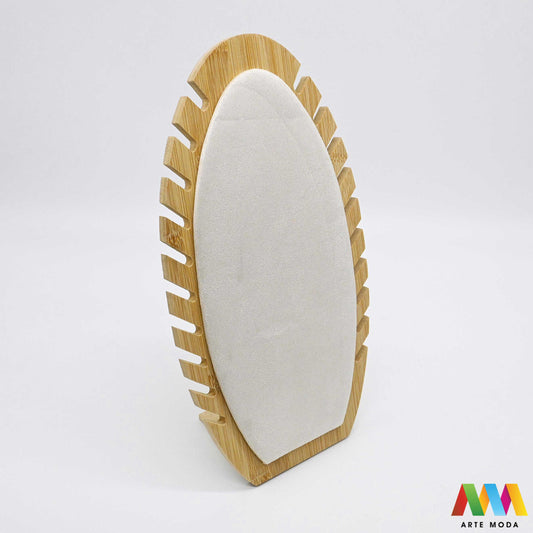 stalci za ogrlice vratovi vrat drveni skaj pamučna špaga plišani organizator držač izlaganje nakita oprema butik prezentacija elegantni luksuzni izložbeni ogrlice na najljepši i najorganiziraniji način uz našu ekskluzivnu kolekciju drvenih stalaka presvučen plišom elegantnim skajem prirodnom pamučnom špagom nudeći savršenu pozadinu koja ističe sjaj svake ogrlice i štiti je od ogrebotina idealnu teksturu i stil za izlaganje u vašem butiku izlogu ili unutar vlastite kolekcije nakita arte moda repromaterijal