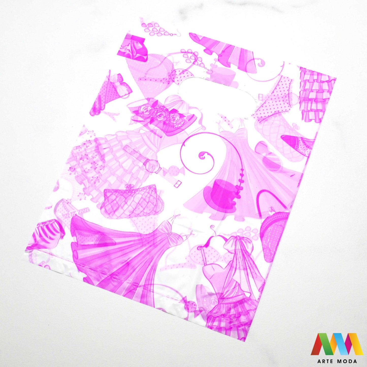 plastične poklon vrećice vrećica ambalaža pakiranje s ručkom poklone male srednje velike pvc pp polietilen Ukrasne poklon vrećice u raznim bojama i veličinama izrađene od plastike prikladne su za pakiranje svih vrsta poklona te se mogu koristi kao ambalaža za nakit poput narukvica ili ogrlica